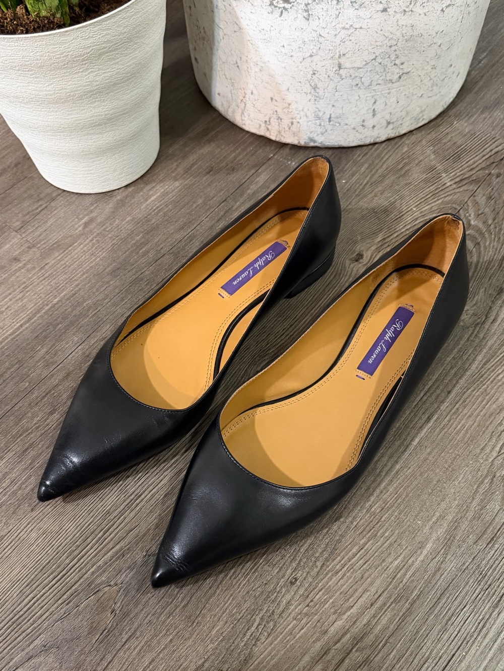 Ralph Lauren Purple Label Black Pointed-Toe Leather Flats